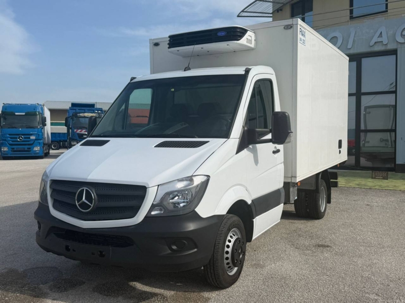 MERCEDES-BENZ SPRINTER 415 CDI